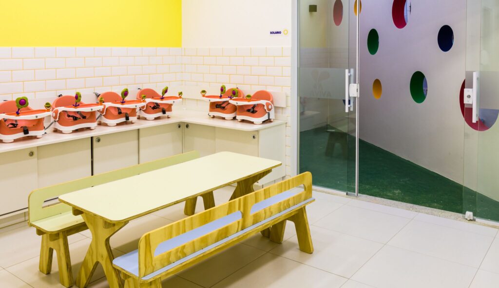 Construção e reforma de escola com a qualidade.