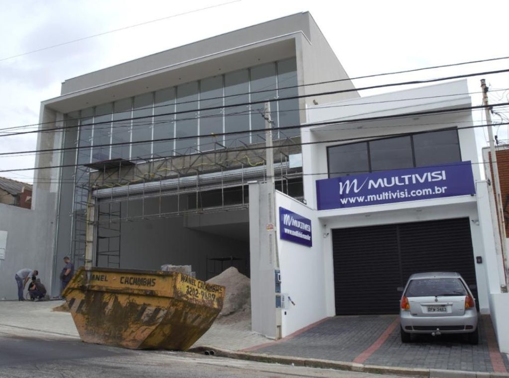 É, em geral, o tipo de galpão mais barato e também o mais eficiente em termos de prazo de entrega.