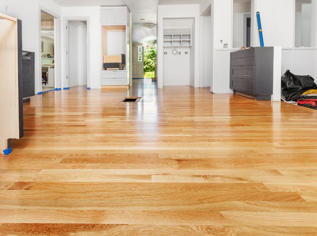 Não existe uma única resposta para essa pergunta, o piso ideal para apartamento depende de uma combinação de fatores técnicos e estéticos que variam de acordo com o projeto, o estilo dos moradores e as características de cada ambiente.